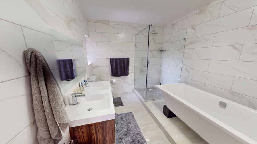 3 Bedroom Property for Sale in Strand North Western Cape